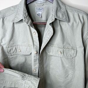 Men’s LL BEAN vintage cotton button up traditional fit